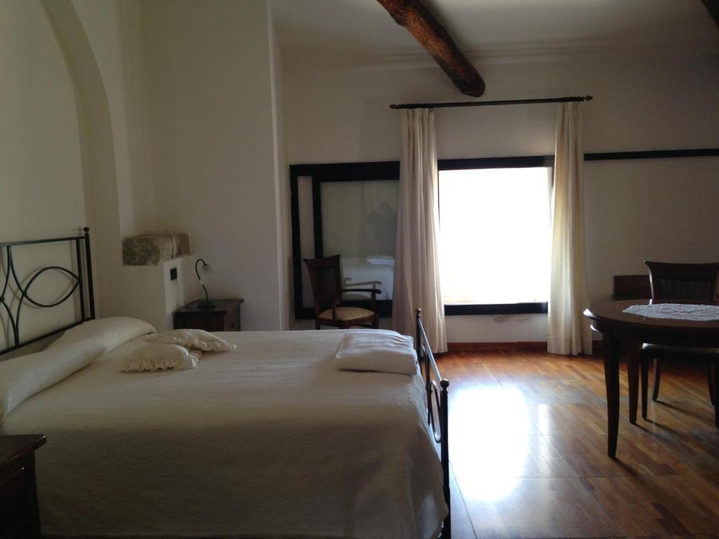 Hotel Ristorante Le Clarisse Amantea Room photo